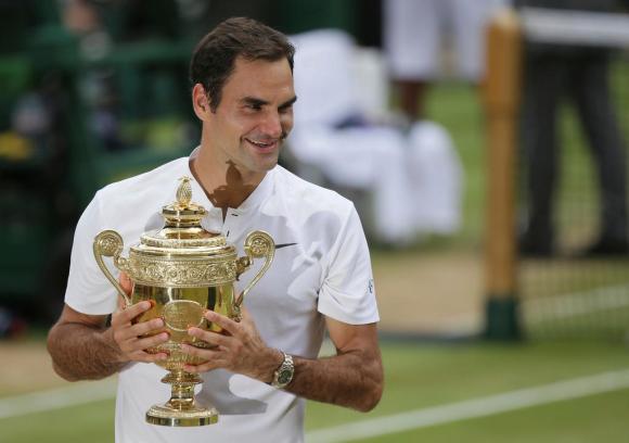 Roger Federer vincitore per l ottava volta del torneo di Wimbledon