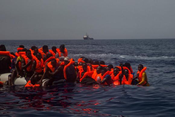 Migranti, anche Polonia, Ungheria e Cechia devono accogliere la quota di migranti loro spettanti giunti in Italia e Grecia