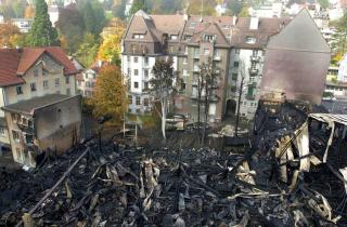 fire of unknown causes destroyed the Olma-Halle
