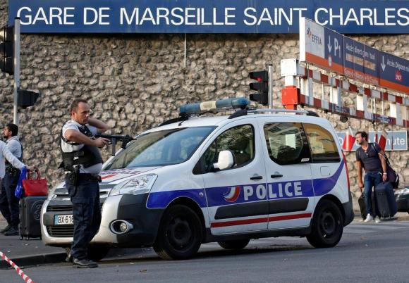 Il luogo dell attentato compiuto a Marsiglia dal fratello del terrorista espulso