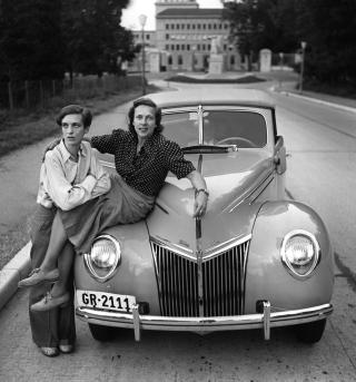 Annemarie Schwarzenbach e Ella Maillart sulla Ford