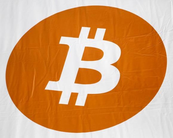 Il logo del bitcoin in un immagine d archivio