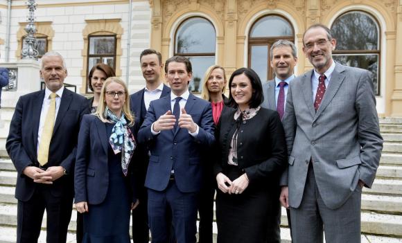 Il nuovo governo austriaco è stato formato: importanti ministeri all estrema destra