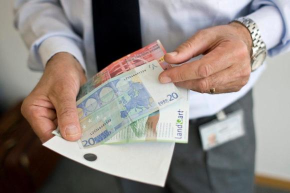 La Banca nazionale ha rilevato la cartiera che fabbrica la carta speciale delle nuove banconote
