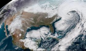 Immagine del cosiddetto ciclone bomba scattata dal satellite GOES-16, gestito da NASA e Noaa