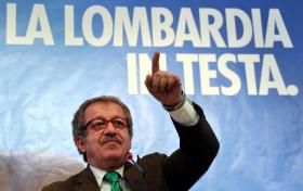 Roberto Maroni non si ricandida alla presidenza della Lombardia. Al suo posto l ex sindaco di Varese Attilio Sartori