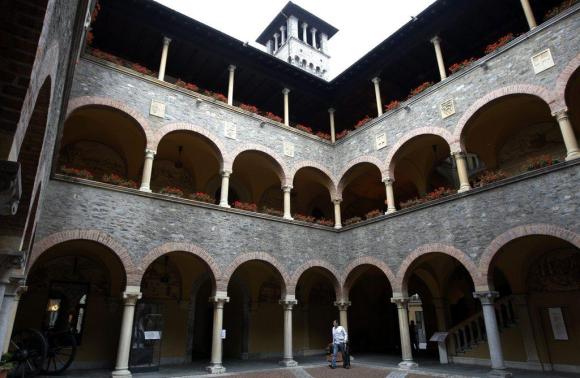 Innenhof des Rathauses von Bellinzona