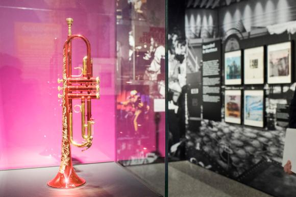 Nella foto la tromba di Miles Davis, uno dei tanti cimeli in mostra a Zurigo sul Festival Jazz di Montreux
