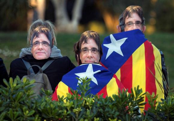 Rinviata a sine die l elezione del presidente della Catalogna