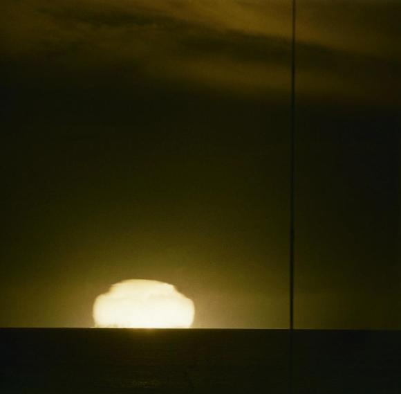 palla di luce causata da un test nucleare