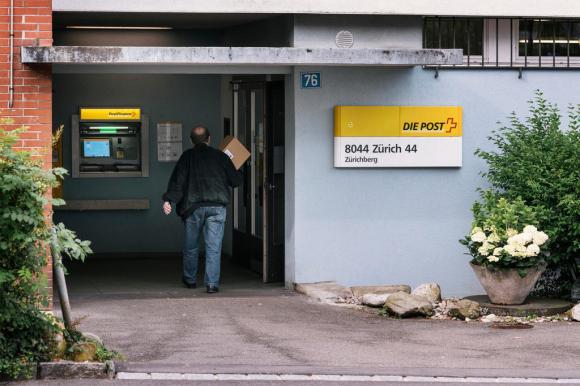 Un ufficio postale nel canton Zurigo