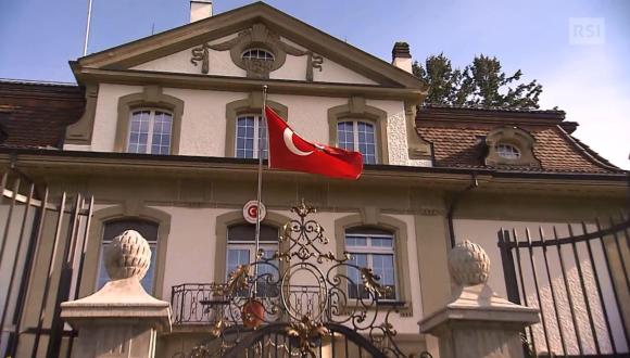 Ambasciata turca a berna, bandiera turca
