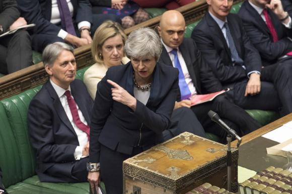 Theresa May in Parlamento