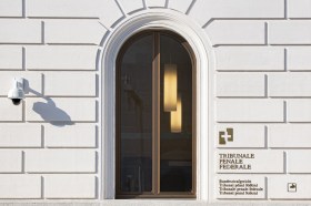 L ingresso del Tribunale penale federale di Bellinzona