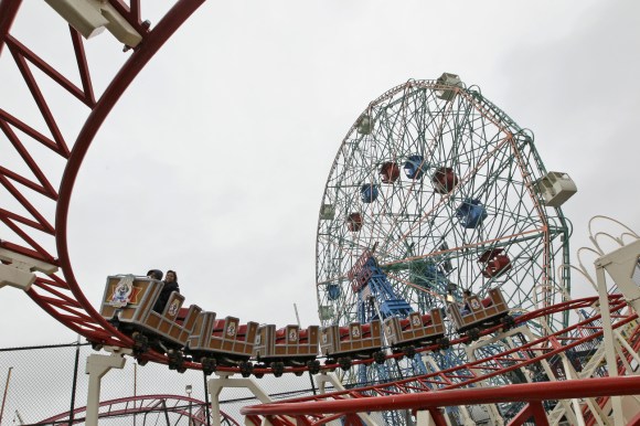 Il luna park Wonder Wheel di Coney Island