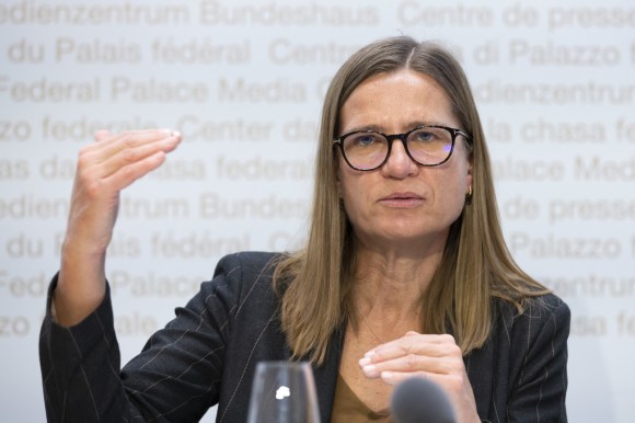 Virginie Masserey, dell Ufsp, nella conferenza stampa a Berna.