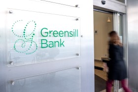 Il logo della Greensill Bank
