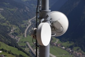 Antenna di telefonia mobile in Leventina (Ticino)