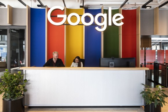 La reception dell ufficio di Google di Zurigo.