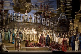 Frammento dello spettacolo Aida al Teatro alla Scala.