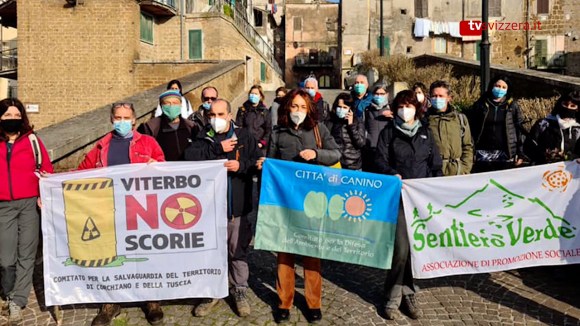 Manifestazione contro il deposito di scorie nella provincia di Viterbo.