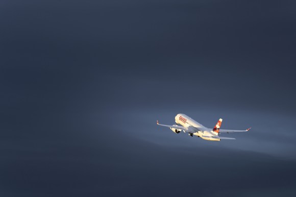 Un aereo della Swiss in volo.