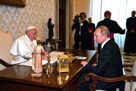papa francesco e Vladimir Putin