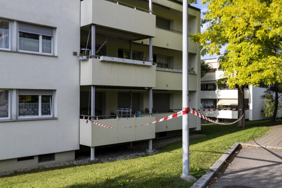 Lo stabile a Bex (Vaud) dove è avvenuta la sparatoria nel novembre 2016.