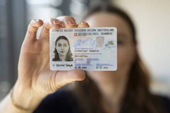 La nuova carta d identità svizzera