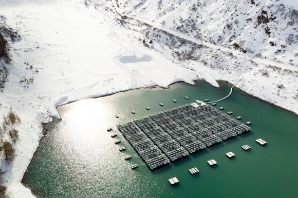 Pannelli solari flottanti sul Lac des Toules
