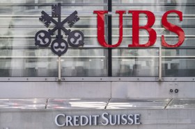 loghi ubs credit suisse
