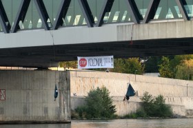Il fiume Reno a Basilea dove si è tenuta la manifestazione degli attivisti sul clima.