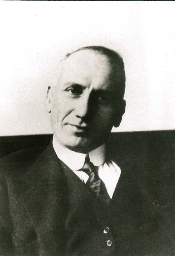 Ritratto in bianco e nero di Eugenio Balzan nel 1925.